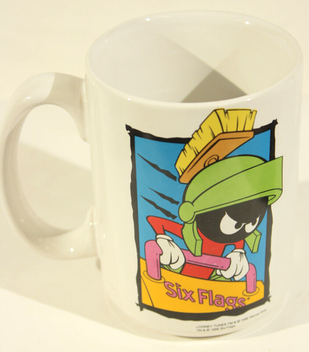 Marvin the Martian Coffee Cup White 1996 4.5" Six Flags - Picture 2 of 5