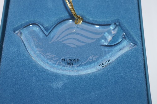 Lenox Crystal Dove Of Peace 1991 Christmas Ornament - Picture 4 of 8