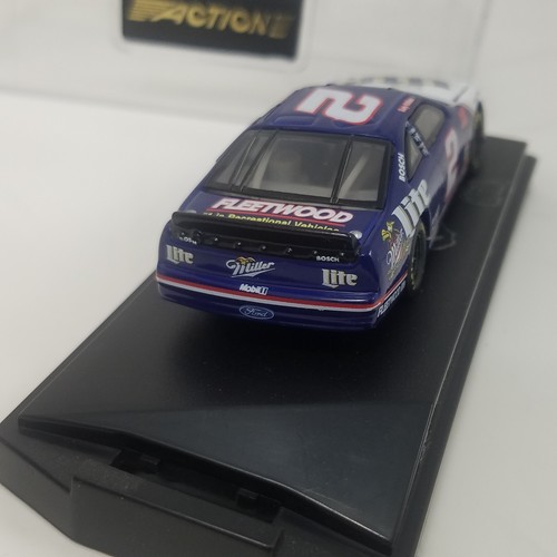 Rusty Wallace 1997 #2 Miller lite Die Cast 1:64 Scale NASCAR by Action - Picture 8 of 12