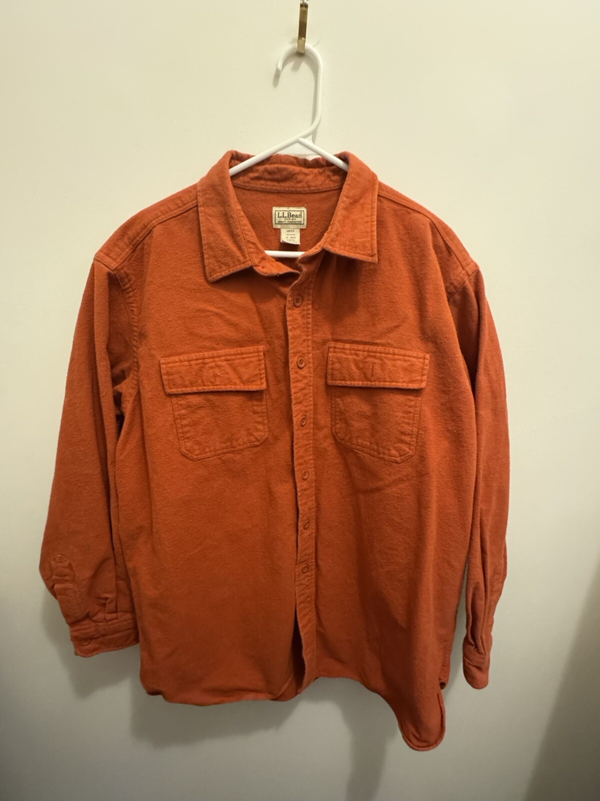 LL Bean Men's XL Orange Preppy Vintage Button Down Shirt with Double Pockets