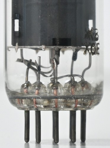 EL84 PHILIPS made in HOLLAND Tube ''D'' Getter - Picture 10 of 14