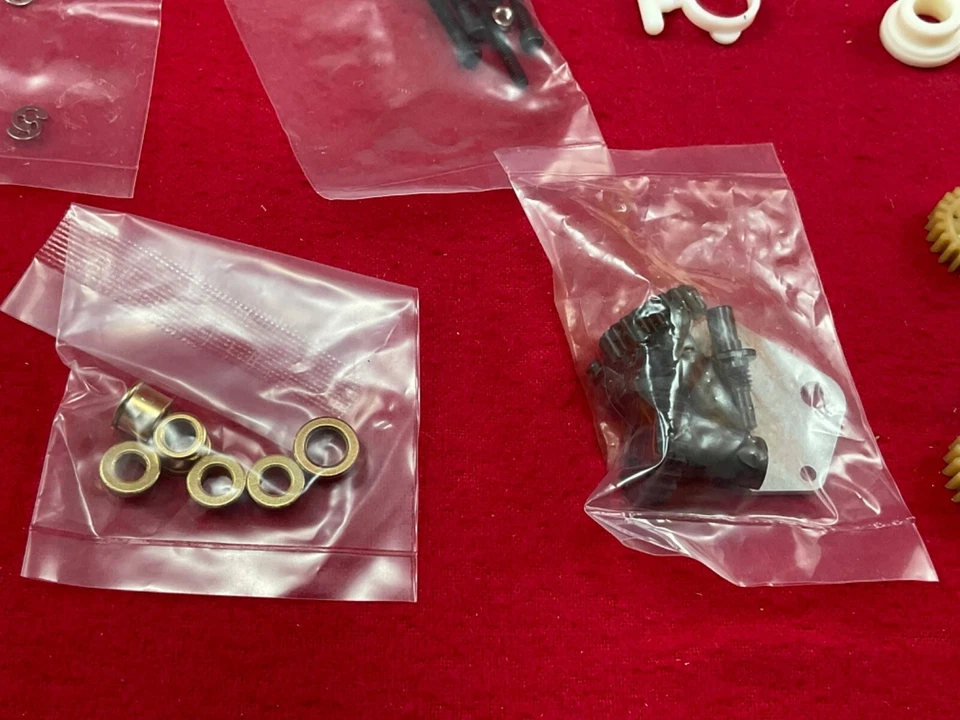 TEAM ASSOCIATED RC10 GREEN EDITION 6 GEAR TRANSMISSION COMPLETE SLIPPER classic - Image 2 of 4