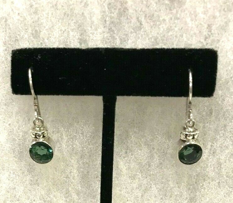 Picture 2 of 8