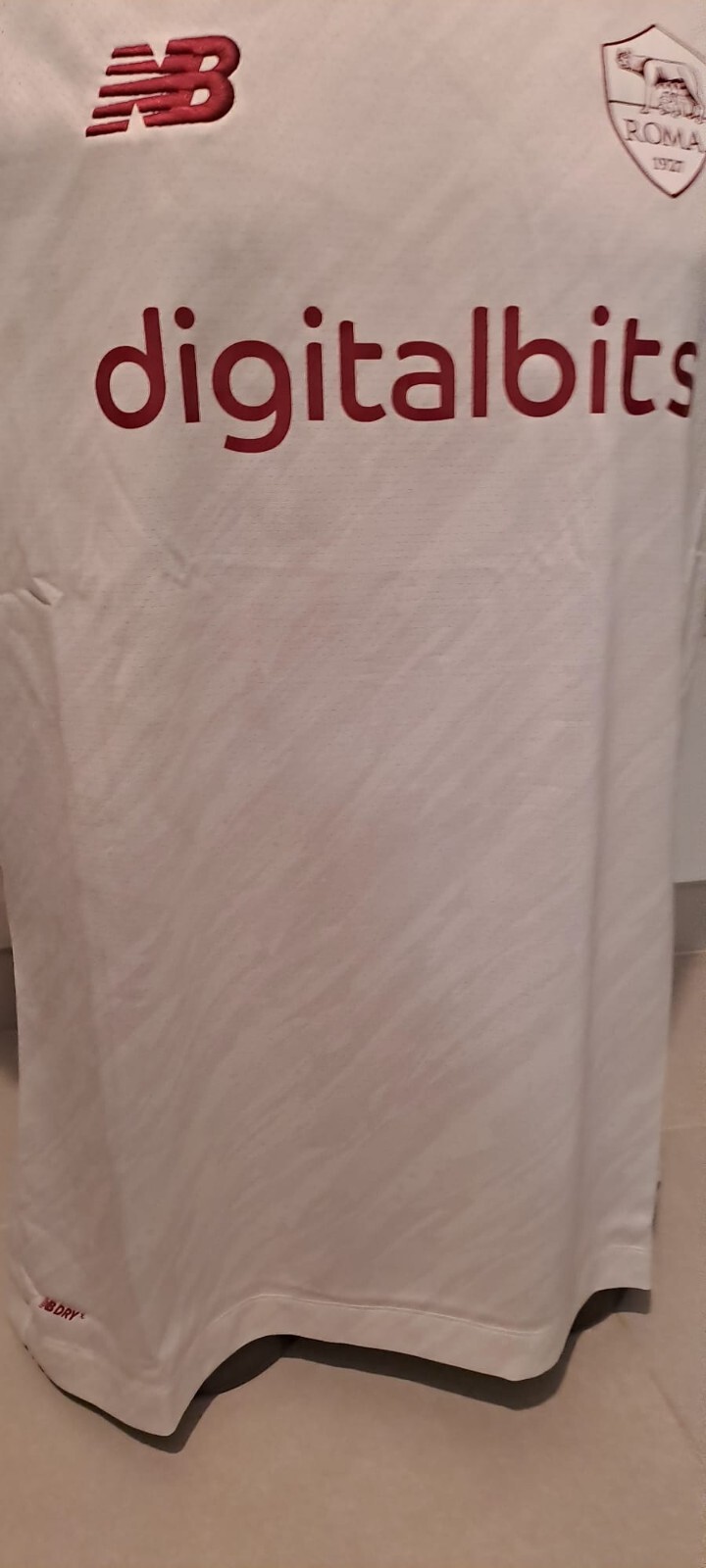 Foto 4 di 17