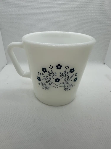 Pyrex Coffee Cup Mug Summer Impressions Blueberry Blue Flower D Handle 1410 USA