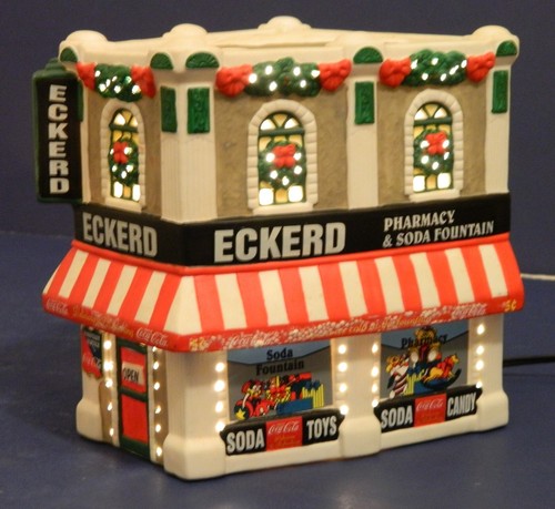 Coca-Cola Town Square Coll: ECKERD'S DRUG STORE, 2003, Glasfaser - Bild 4 von 13