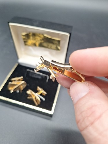 Vintage 1959 Douglas DC-8 Jetliner Cufflinks And Tie Clip Gold Plated - Picture 6 of 16