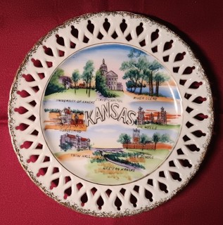 Kansas Souvenir Plate vintage mid century decorative 8 inch 8 Kansas scenes