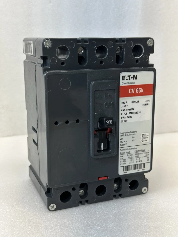 CV3200X - Cutler Hammer Bolt-On 240V 200A 3 pole circuit breaker 65kA@240V - Image 3 of 4