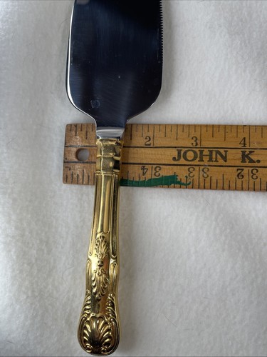 Heartline Stainless Steel Cake Server with Goldtone Handle - Picture 6 of 6