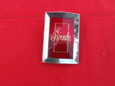 OLDSMOBILE 1977-81 DELTA 88 ROYALE FRONT PANEL EMBLEM GM TRIM