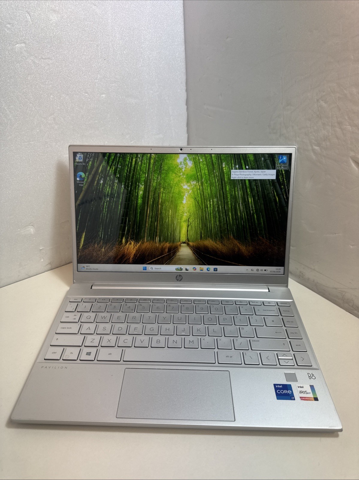 HP Pavilion 13-bb0xxx Laptop Intel Core i7 -1165G7 Gen 8GB  RAM 512GB SSD