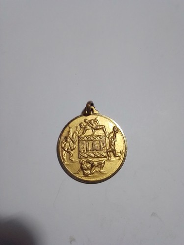 Medaglia Sport F.I.A.pesante Ann.1902-72 Cm 3 - Foto 1 di 2