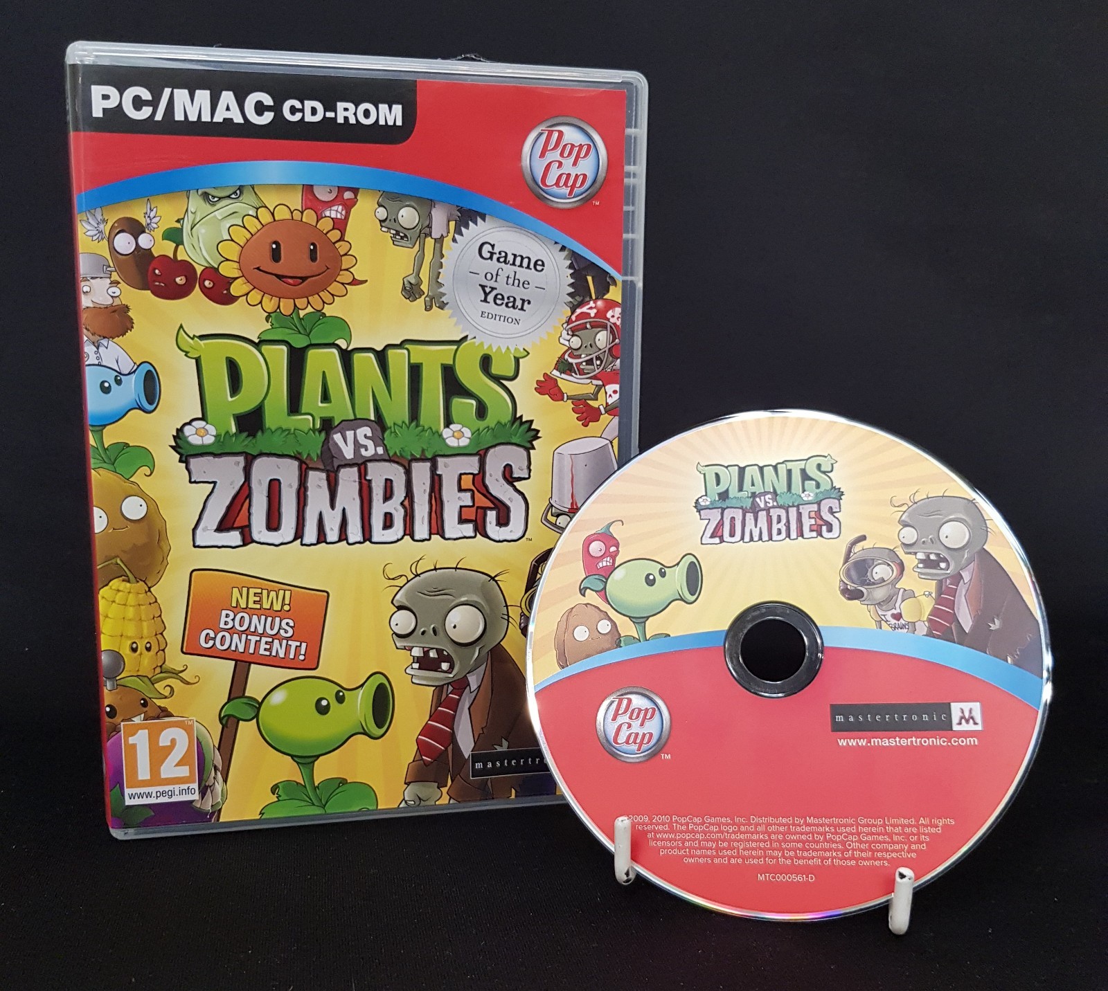 Plants Vs Zombies computer Game in case, PC/MAC CD-Rom. Pop Cap