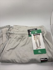 Kirkland ladies lightweight crop pants Size XL Polyester/Elastane