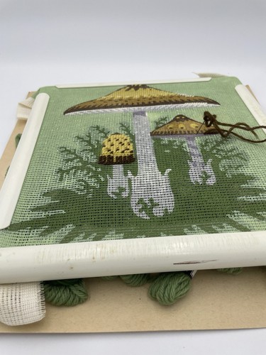 Vtg Incomplete Needlepoint Canvas & Working Frame 3 Mushrooms w/Wool Yarn 11x11" - Picture 9 of 10