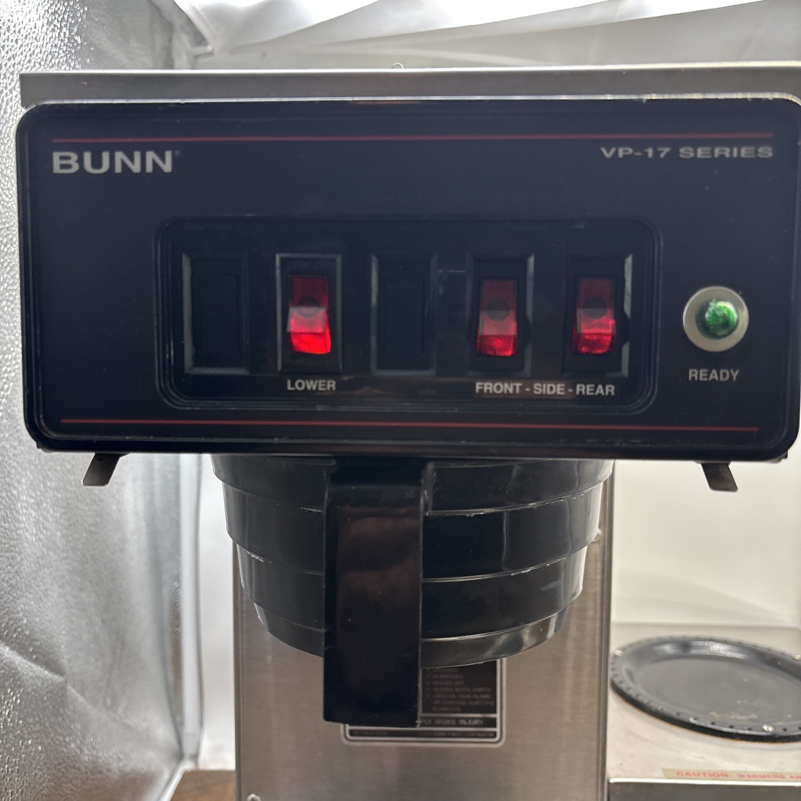 Bunn VP17-3, 3L Black 12 Cup Low Profile Pourover Coffee Brewer, 3 Warmers Works