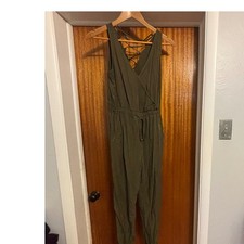 Ethereal by Paper Crane Olive Green Lace Up Back Surplice Jumpsuit Womens Small