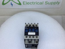 Telemecanique LC1D0910 25 Amp 3 Pole 600V Contactor w/110-120V Coil