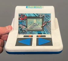 VTG Radio Shack LCD Space Alien Handheld Game 1990 Tandy Table Top Nice! WORKS!!