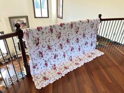 Simply Shabby Chic Target Full Queen Floral Satin Trim plush Blanket - Picture 10 of 14