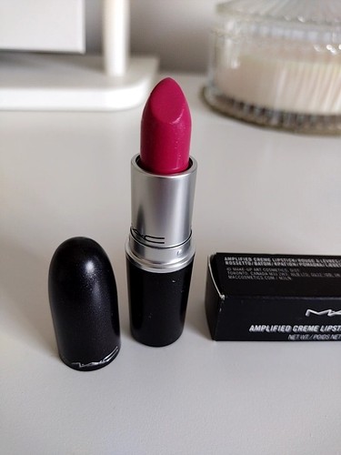 MAC Amplified Lippenstift ~ GIRL ABOUT TOWN ~ Full Size ~ selten