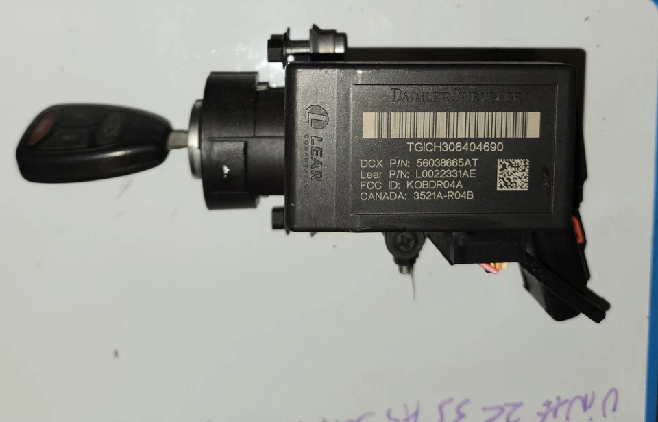 07 Chrysler 300 3.5 Auto- Skim Theft Module Transponder Immobilizer- Orginal KEY - Image 2 of 4