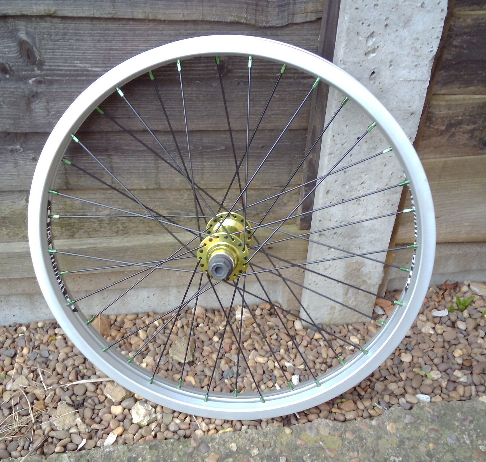 SAVAGE COMPONENTS PORTAL FRONT BMX WHEEL, 20"" GREEN HUB
