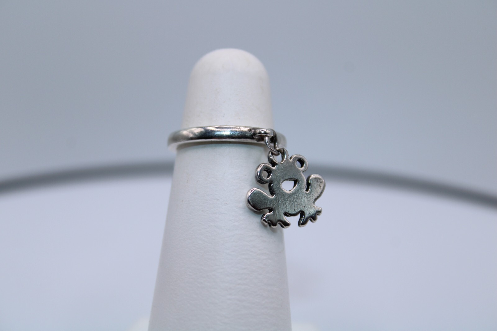 James avery ring with frog dangle charm - image 2
