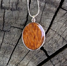 Hawaii Jewelry Koa Wood Scroll Oval Shape Rhodium Plated Brass Pendant BRP1075