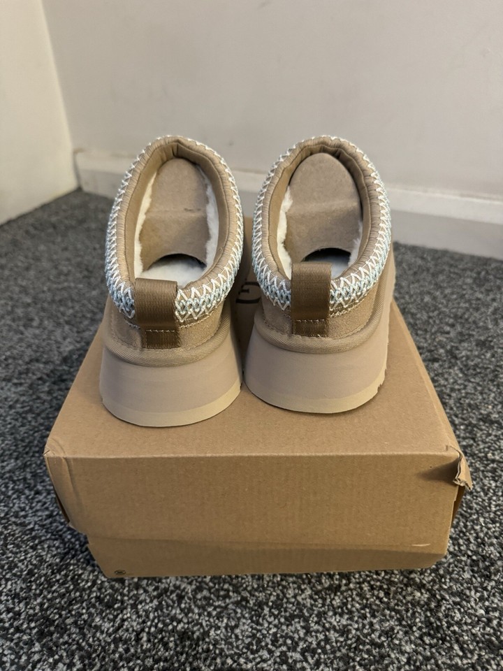 UGG Tazz Sand Platform Slippers WOMEN’S UK 6 Brand New And Boxed eBay