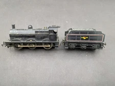 Triang Railways R251 class 3F BR black loco weathered with handrail
