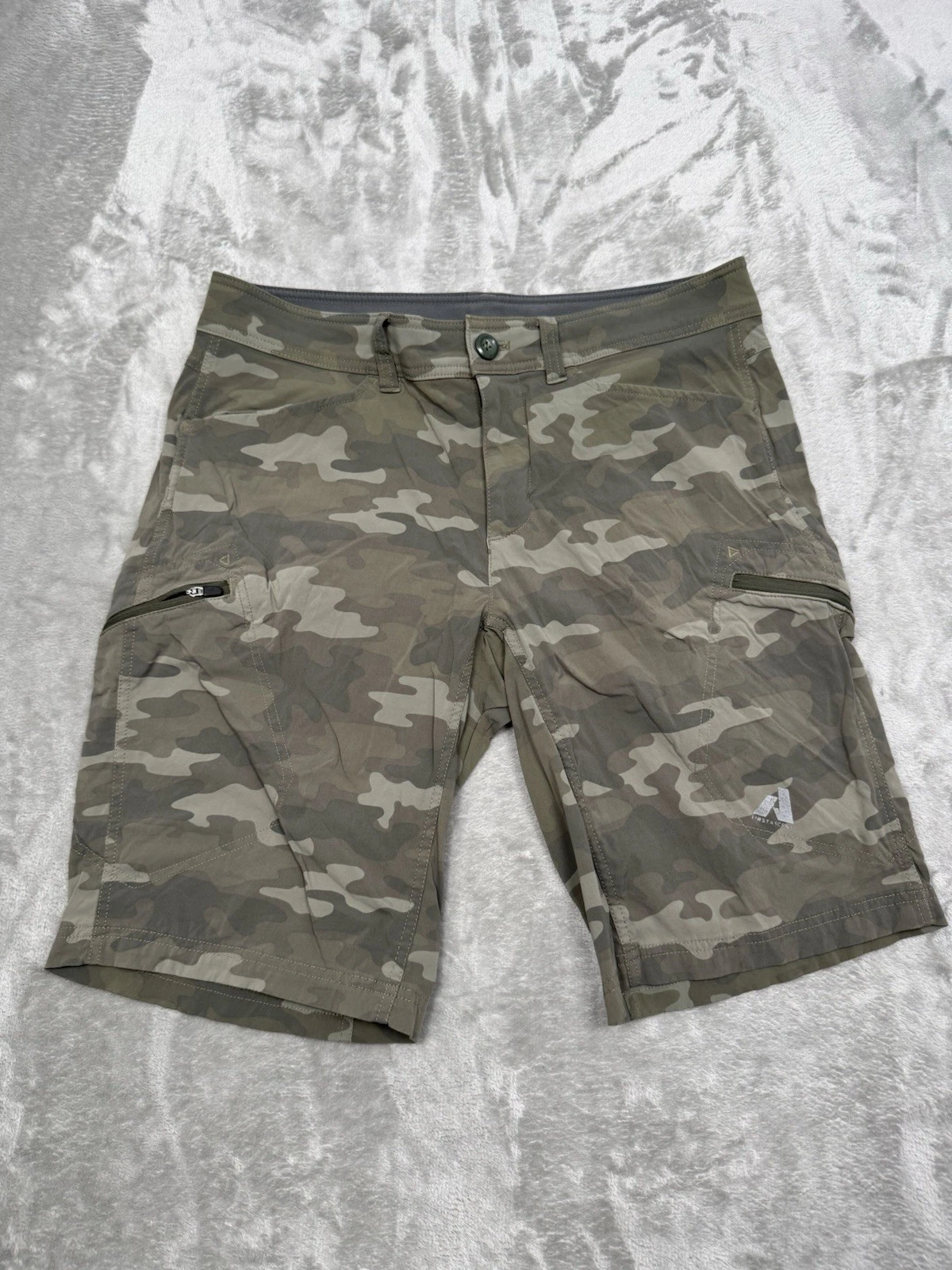 Eddie Bauer First Ascent Shorts Mens 34 Camo Nylon Hiking Trail Utility Gorpcore