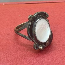 Beautiful Mother Of Pearl Sterling Silver Floral Ring Size 8.5 5.5g