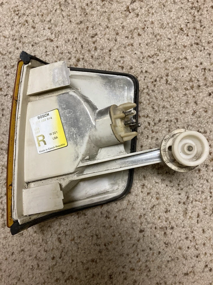 1982-1993 Mercedes-Benz W201 190E 190D dianteiro direito sinal de seta original do fabricante - Imagem 2 de 4