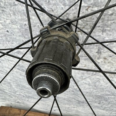Shimano WH-RS81 700c Road Bike Wheelset 20/16H Carbon Alloy Rim