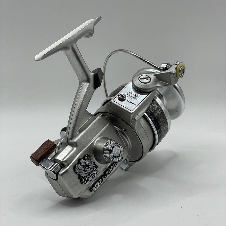 Moulinet de pêche vintage en métal DAIWA RS 2000 - PARFAIT