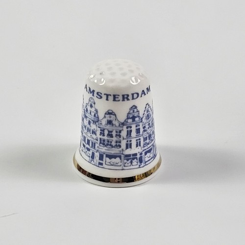 Seltener Vintage Amsterdam Holland Fingerhut weiß Bone China mit blauer Stadtszene