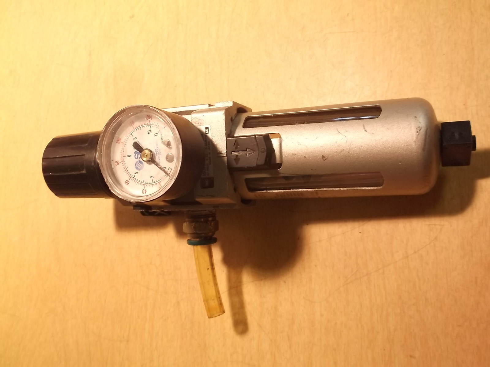 SMC Naw300-N03-X64 Pneumatic Regulator Filter w/ Gauge 0-11 0-160