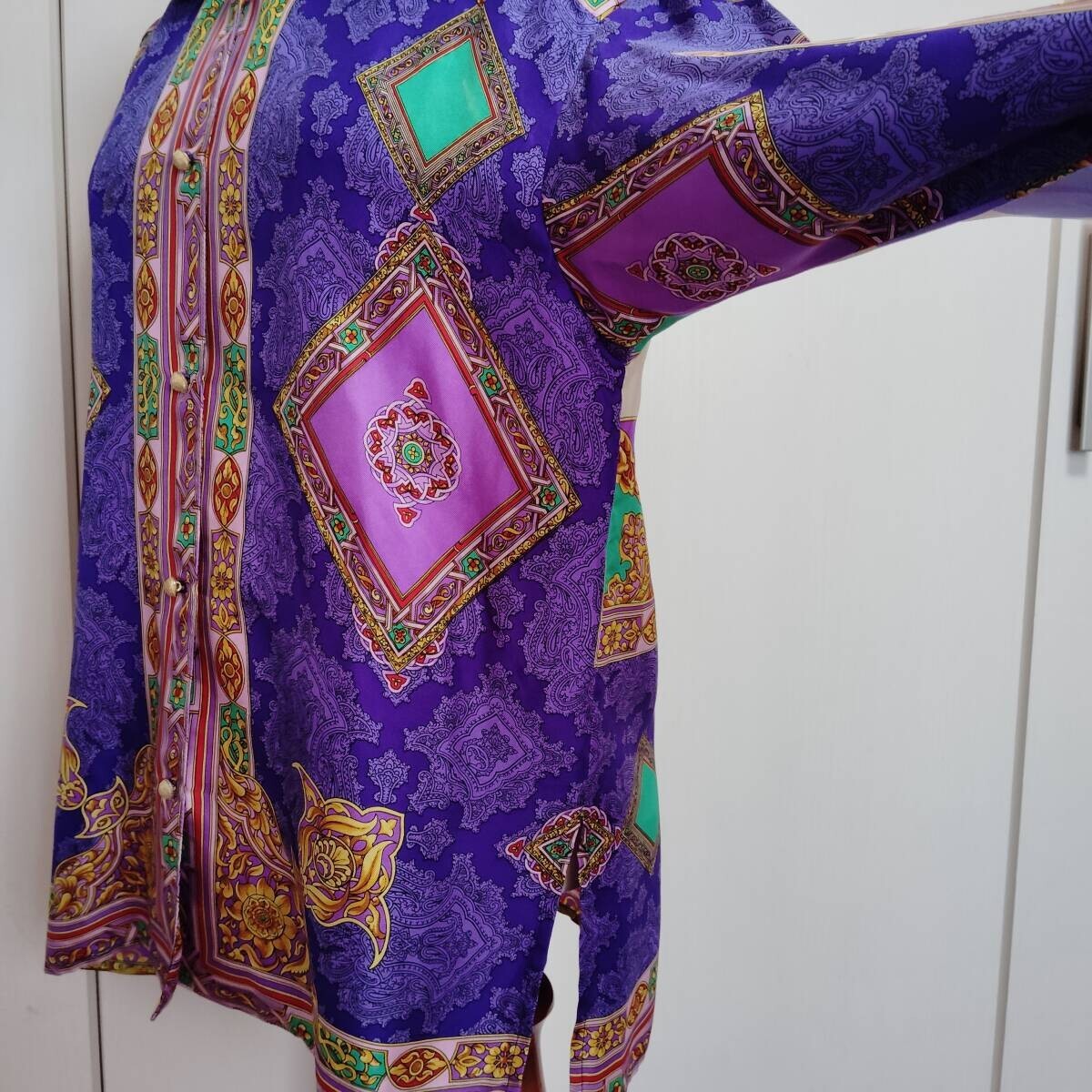 Authentic Versace Jeans Couture Vintage Mens Silk Blouse Authentic Versace Jeans Couture Vintage Mens Silk Blouse