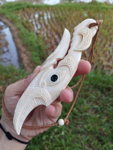 Tiki Maori Pendant Huge Manaia Fish Hook Bone Abalone New Zealand - Picture 2 of 9