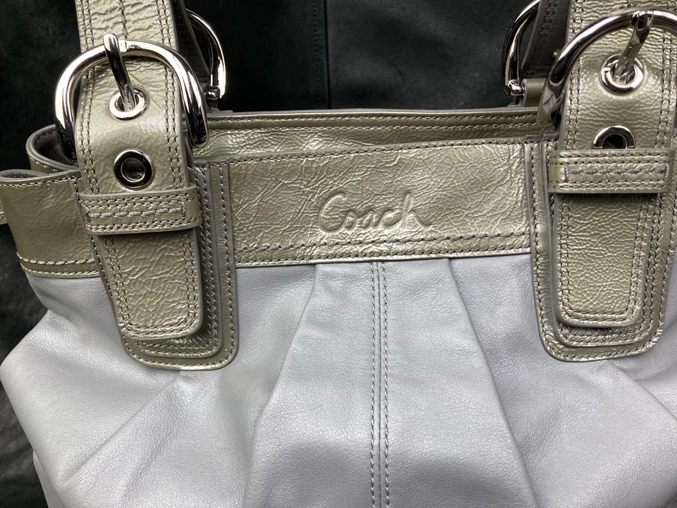 Coach Grey Leather Hobo Bag - Imagem 4 de 4