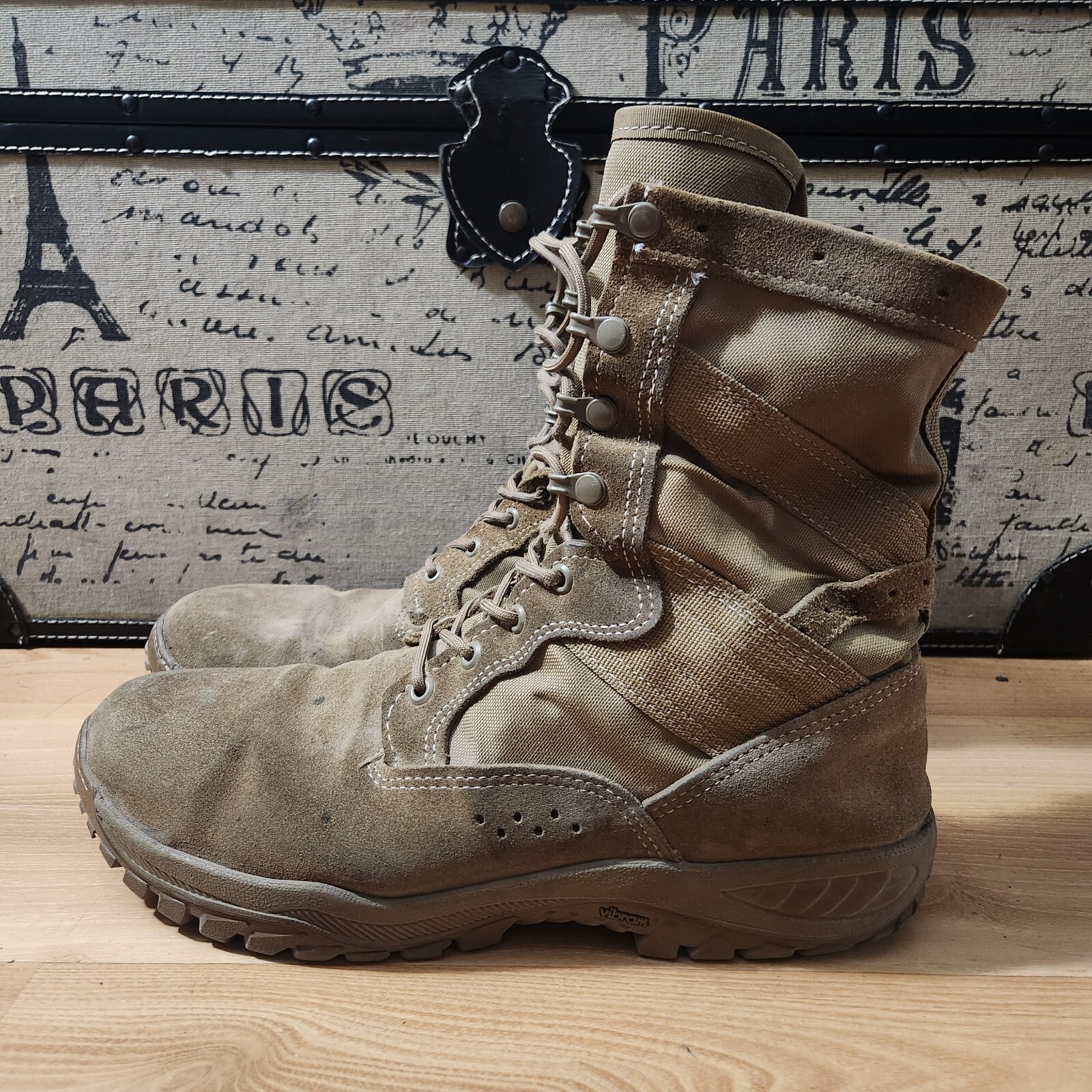 Men's Belleville Brown Desert Combat Boots Size 13 Military Style-image