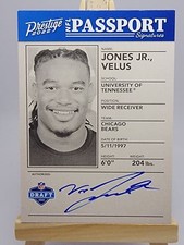 Velus Jones Jr. 2022 Panini Prestige NFL Passport Signature NPS-VJ Auto Bears