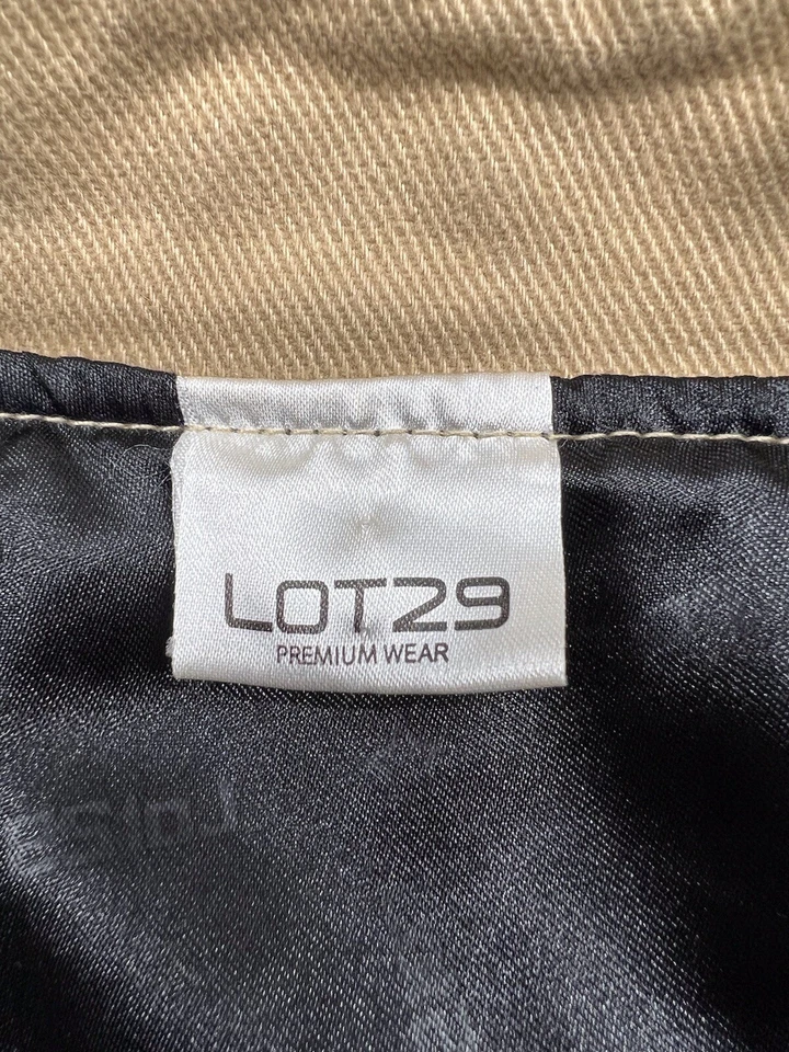 Lote Vintage 29 Jaqueta Bombardeiro Looney Tunes, Algodão, Bordada, Snap Front - Imagem 3 de 4