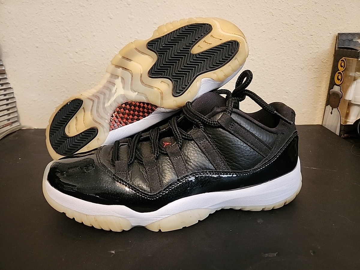 スポーツ エア ジョーダン 11 LOW AV2187-001