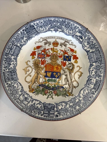 Canada diamond jubilee Commemorative  Plate Wedgewood