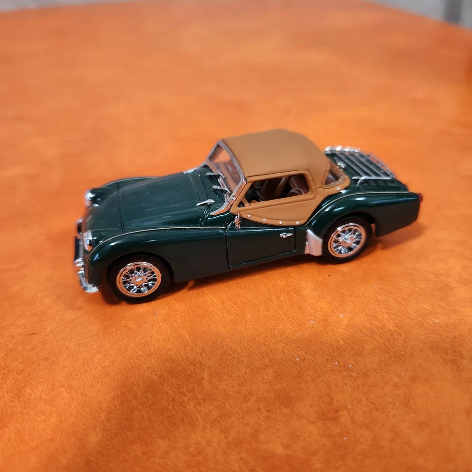 Matchbox Collectibles 1959 Triumph TR3A New IN OPEN BOX - Image 3 of 4