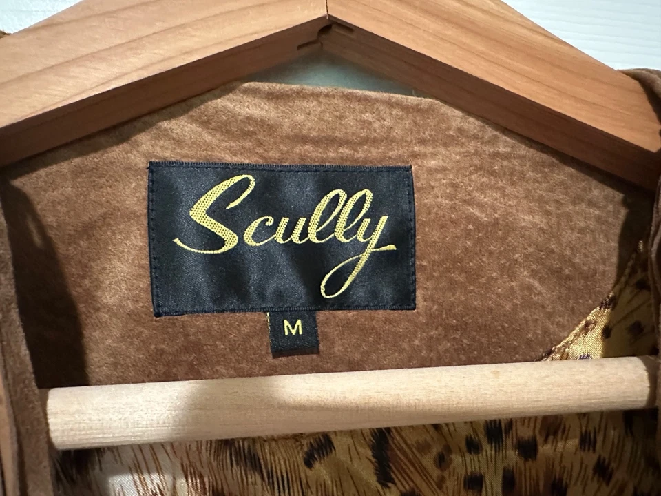 Scully brown fringed suede coat, hook and eye closure, pockets, med - Image 4 of 4