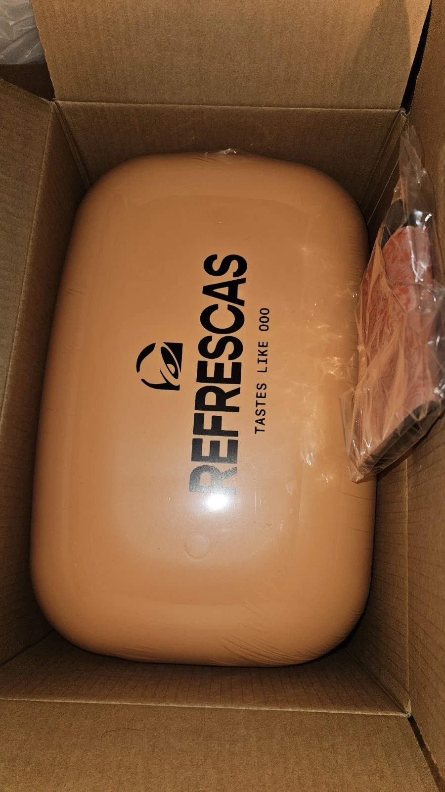 Taco Bell Refresca 000 x Polarbox Cooler LE 300 Sealed and Koozie